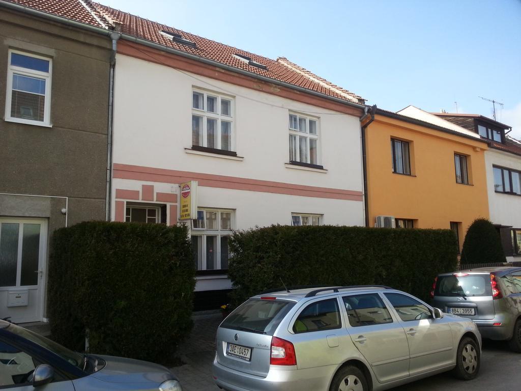 Pension U Dolezalu Brno Ngoại thất bức ảnh